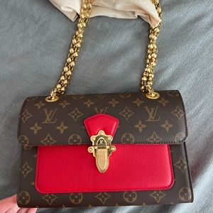 LOUIS VUITTON BAG